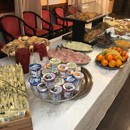 Hotel Libia Fino Del Monte Екстер'єр фото