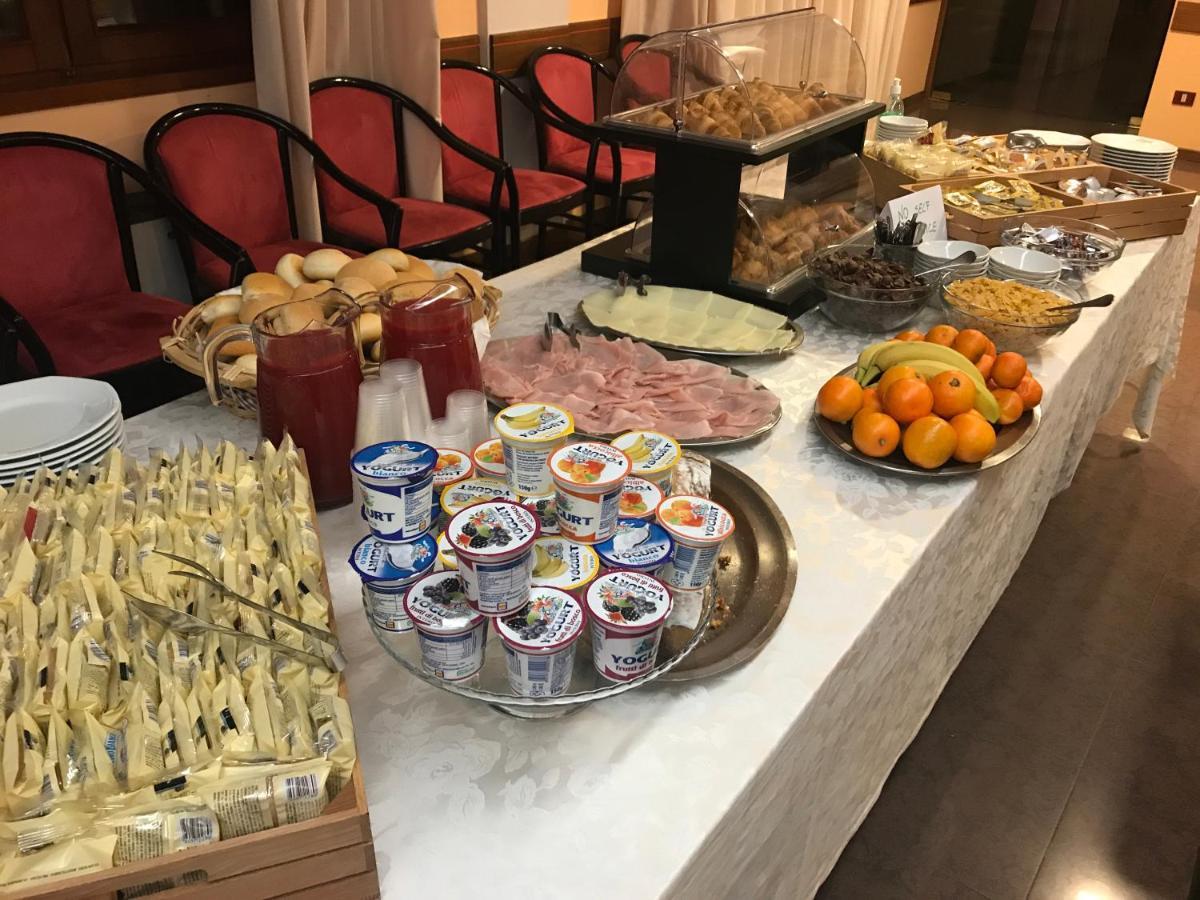 Hotel Libia Fino Del Monte Екстер'єр фото